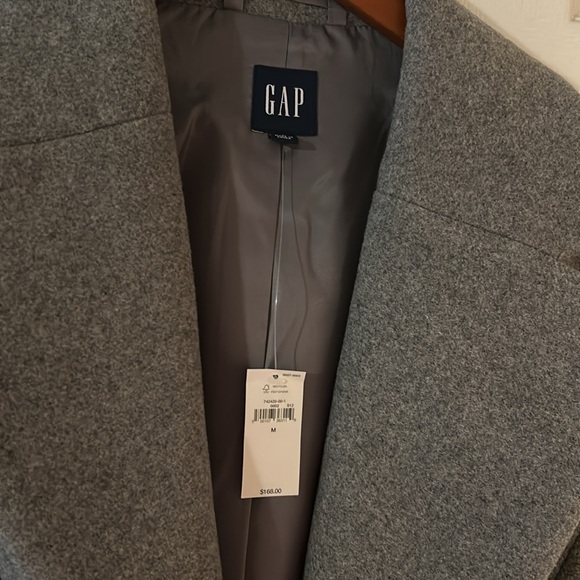 NWT Gap Gray Wrap Coat, Size M but is more like a L. Long sleeves and wide. - Picture 4 of 9